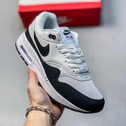NIKE AIR Max 1