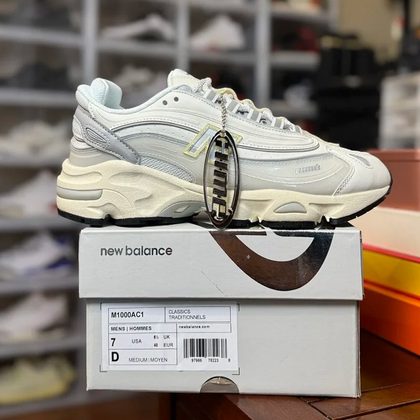 New Balance 1000