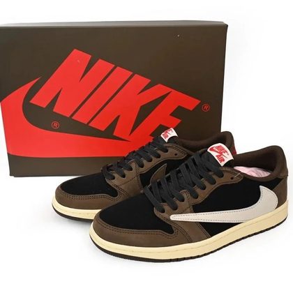 AIR JORDAN 1 Low-Travis Scott