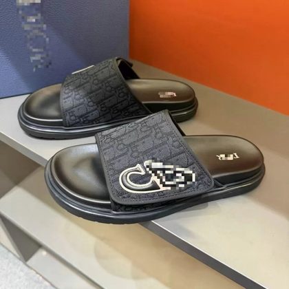 DIOR Slippers