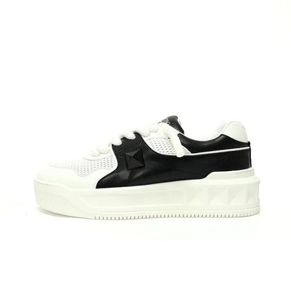 Valentino Garavani One Stud XL Sneaker