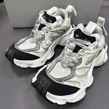 Balenciaga Cargo