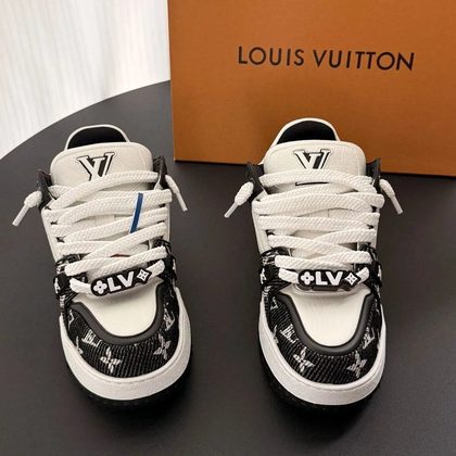 LOUIS VUITTON Trail