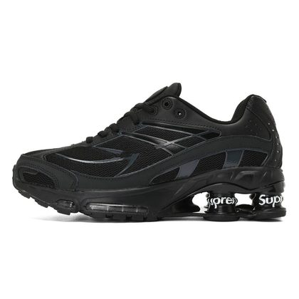 NIKE SHOX